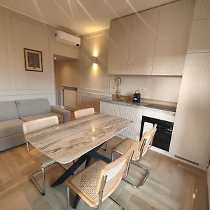 https://ottoboni-2b-luxury-penthouse.it-lombardy.com