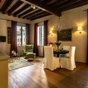 Apartment Santa Fosca Canal View R&r, Venedig